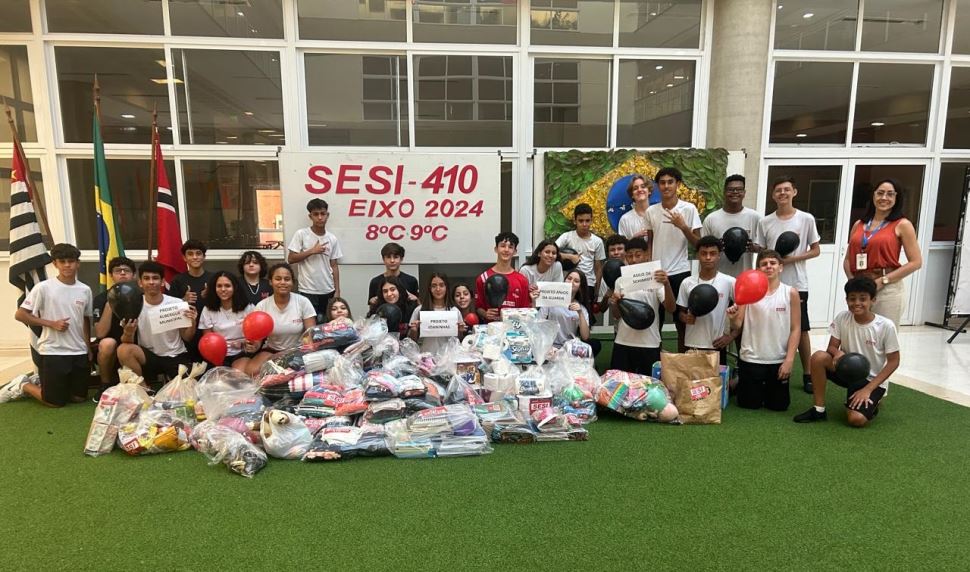 Alunos da Escola SESI 410 Mobilizam-se em Projeto Social e Arrecadam Doações para Instituições de Caridade