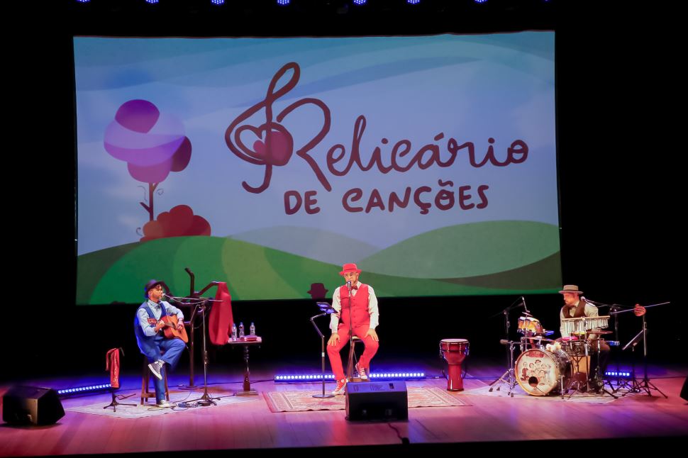 Show gratuito ‘Parlendas’ encerra festival neste domingo (19/01)