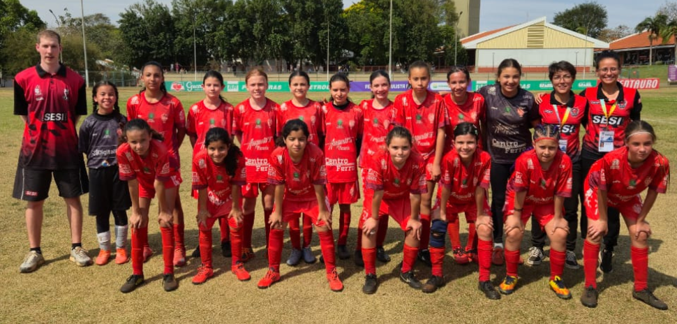 Atletas do Futebol Feminino do SESI Rio Preto participaram do Festival Paulista Feminino Sub-12 Petrobras