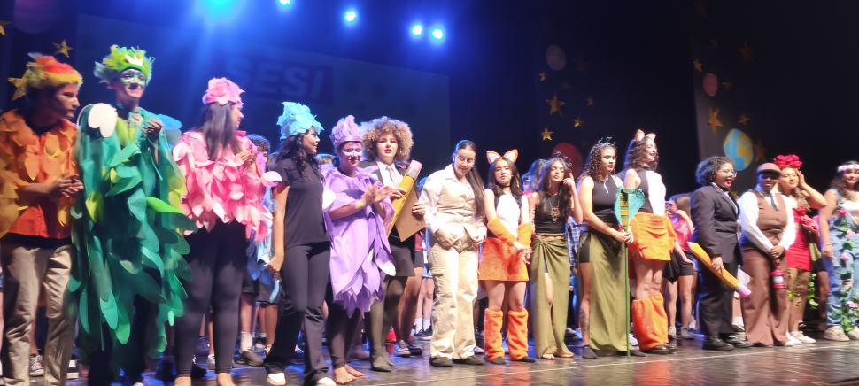 Estudantes do SESI Bebedouro apresentam adaptação teatral do livro “O Pequeno Príncipe”