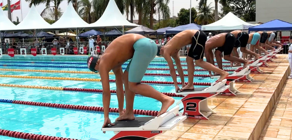 Copa SESI-SP de Natação reúne centenas de atletas no Centro de Atividades do SESI Rio Preto