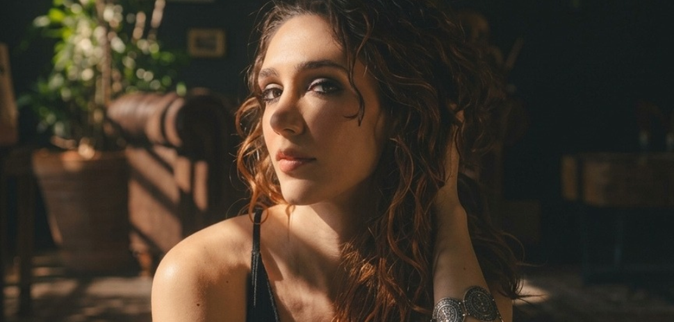Cantora Fernanda Barban apresenta o show “Basta” no Centro Cultural Sesi Rio Preto, dia 23/10
