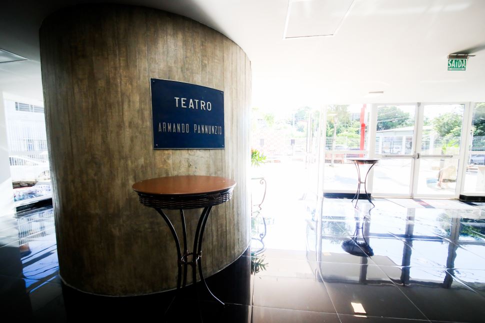 Inauguração do Teatro Sorocaba com o show do Lenine