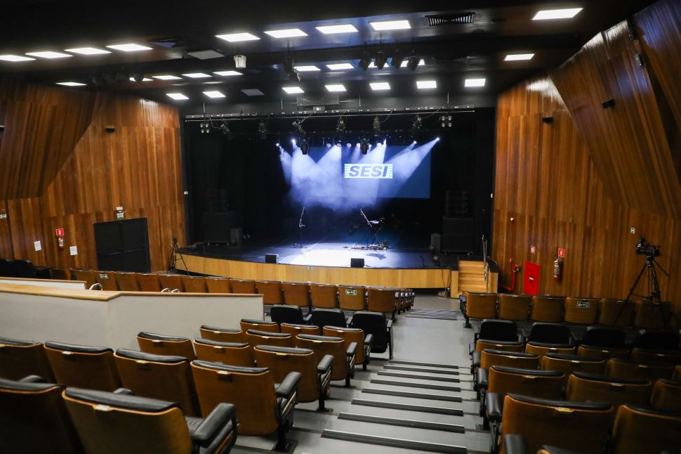 Inauguração do Teatro Sorocaba com o show do Lenine