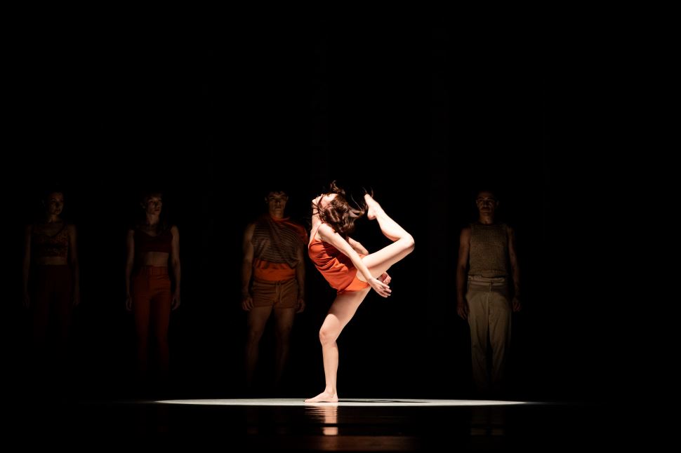 Ballet de Londrina promove uma oficina de dança no Centro Cultural Sesi Sorocaba