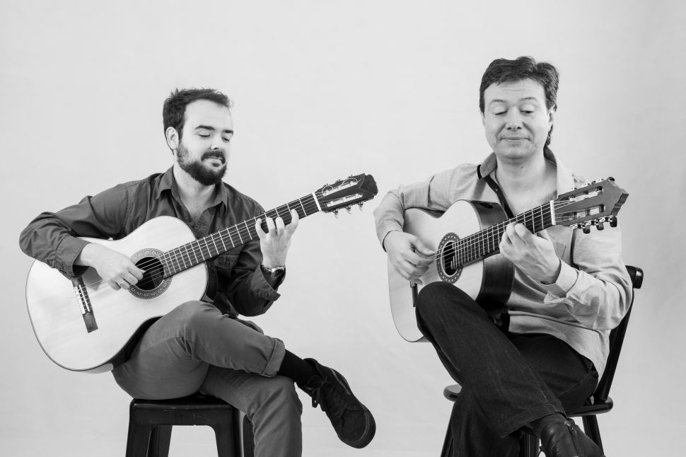Sobe ao palco do Centro Cultural Sesi Sorocaba o Duo Acaicá