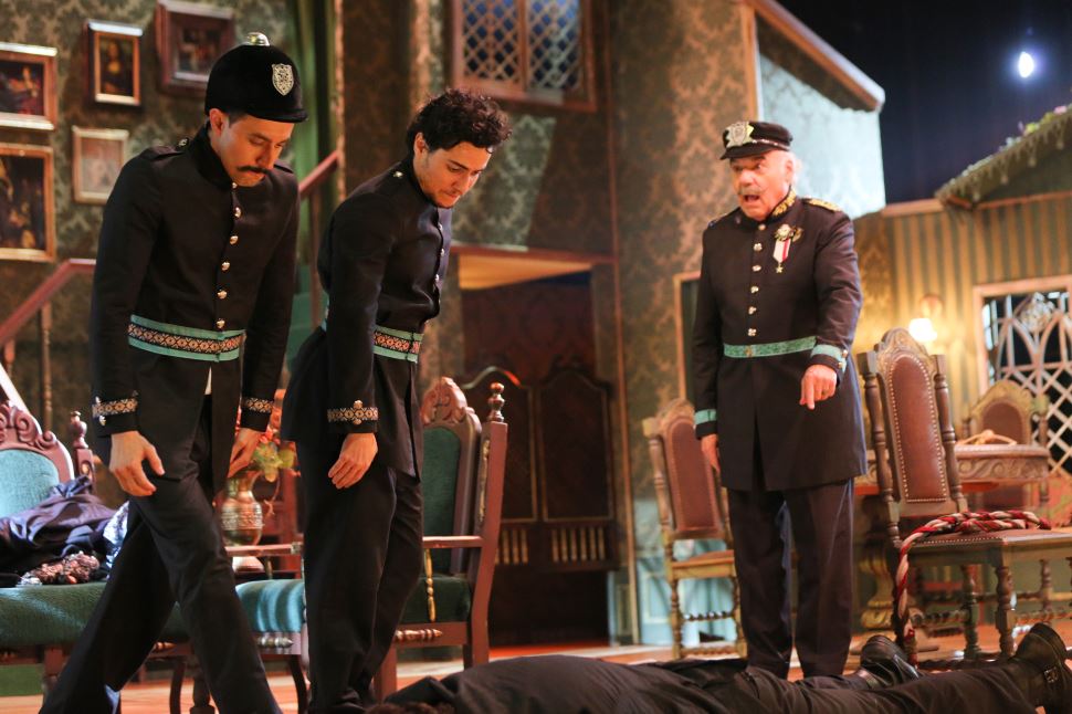 Chega a comédia ‘De perto ninguém é normal’ no Centro Cultural Sesi Sorocaba