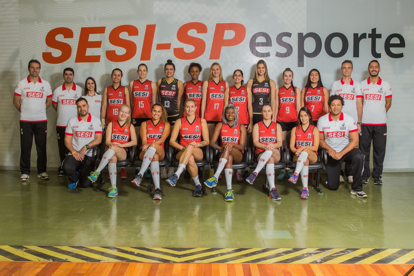 Equipe Feminina de Vôlei