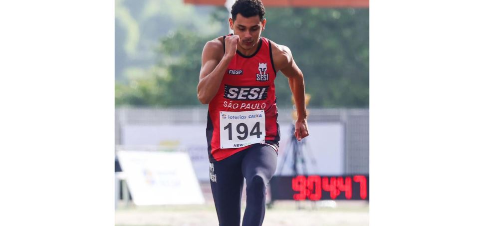 Atleta paralímpico Paulo Henrique obtém a melhor marca do mundo no salto em distância da temporada 