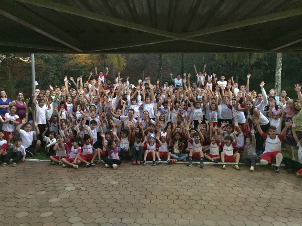 Evento de Páscoa realizado no SESI Tatuí reúne 190 alunos de dança e do PAF