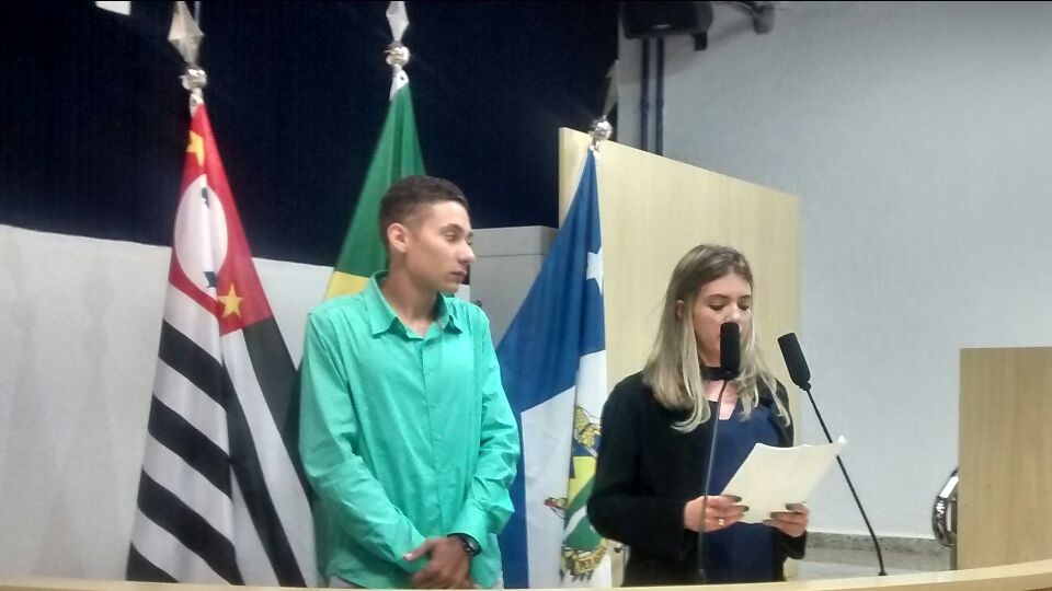 Alunos da Escola SESI-SP de Taubaté apresentam projeto de lei na Câmara 