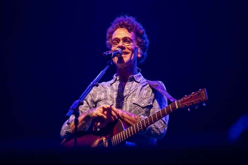 NANDO REIS NO SESI TAUBATÉ - RETIRADA DE INGRESSOS