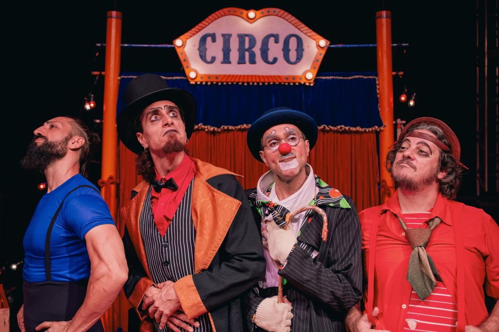 SESI Votorantim apresenta o espetáculo O Pequeno Circo da Família Silva