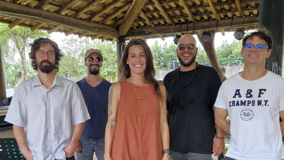 Tributo à Elis Regina, do grupo Brasucazz, tem entrada gratuita no Sesi Votorantim