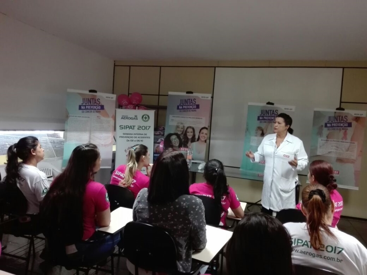 Unidade Móvel de Saúde da Mulher-1