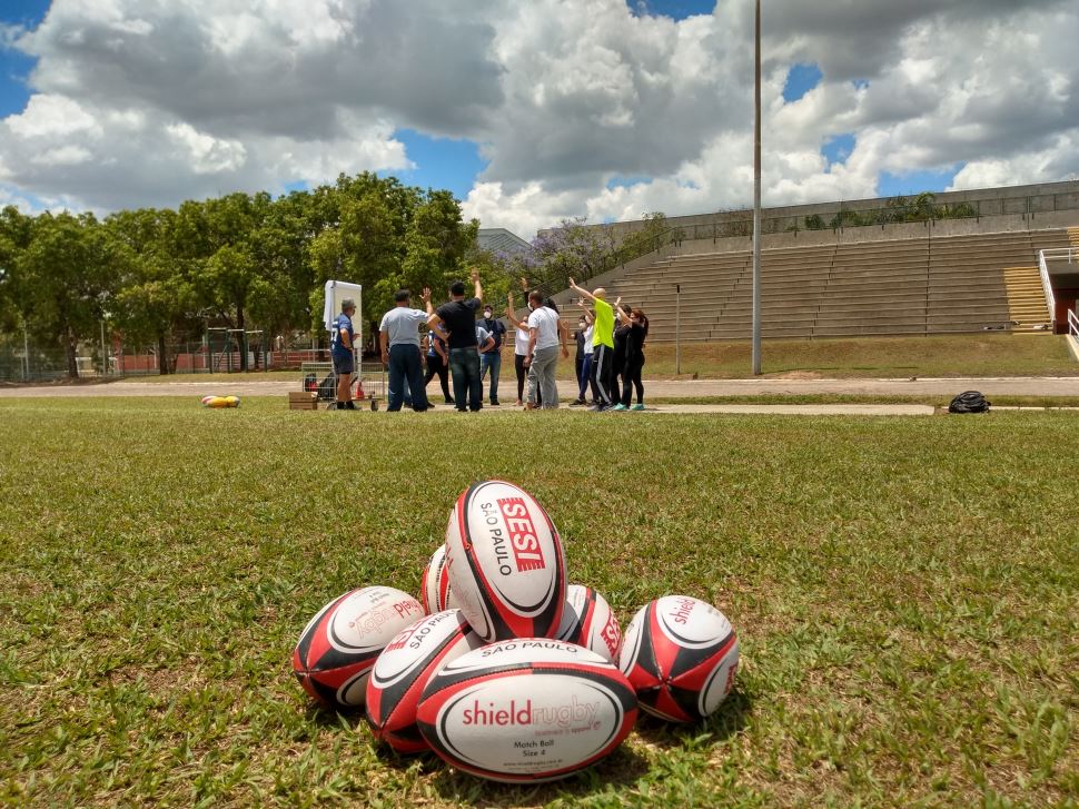 Inscrições abertas para aulas gratuitas de rugby no Sesi Santos Dumont