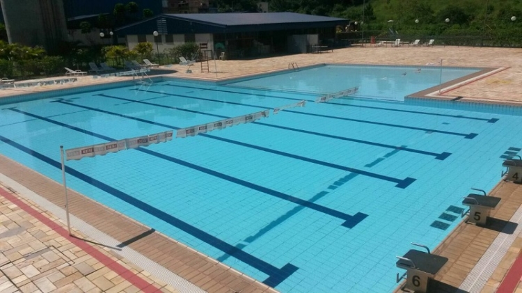 Piscina semi olímpica