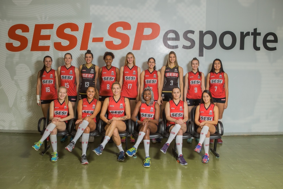 Equipe feminina de vôlei do Sesi-SP já mira os primeiros compromissos da temporada 2017/18