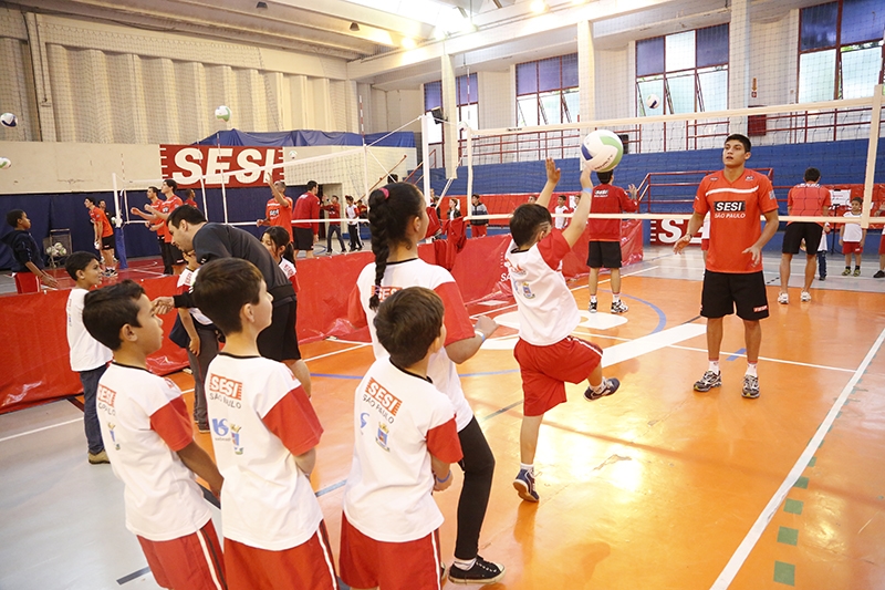 TAUBATÉ, JACAREÍ, PINDAMONHANGABA E MAIS OITO MUNICÍPIOS ASSINAM CONVÊNIO ATLETA DO FUTURO