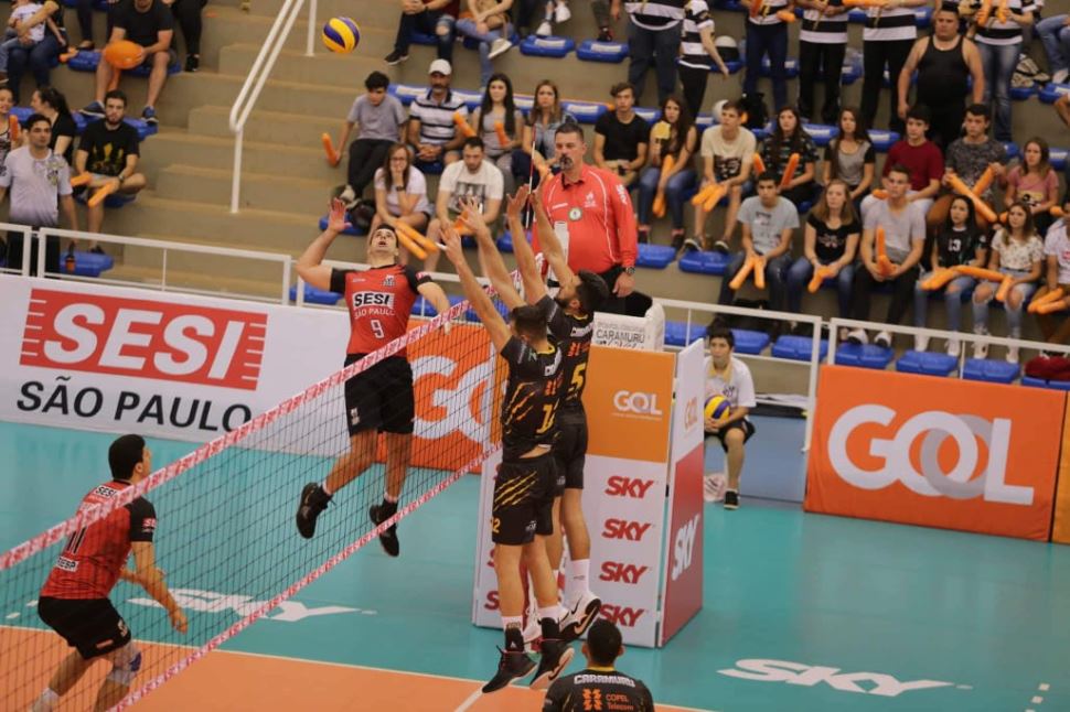 Sesi-SP vence Caramuru Vôlei no tie break pela Superliga Cimed masculina