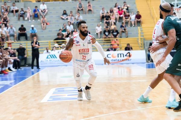 Com tranquilidade, SESI Franca bate Bauru e chega a 15 vitórias no NBB