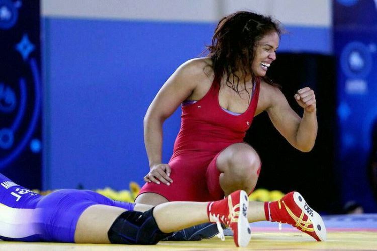 Aline Silva luta olímpica