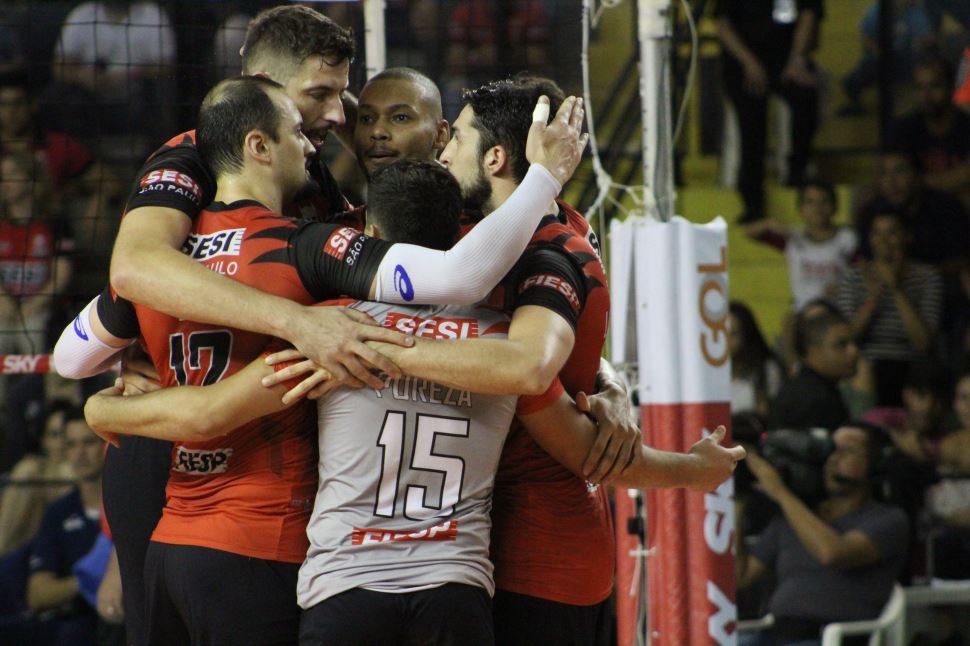 Sesi-SP vence Sesc-RJ e chega na sua quinta final da Superliga Cimed masculina 2018/19