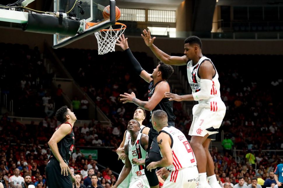 Após revés no primeiro jogo da final do NBB, Sesi Franca busca recuperação em casa