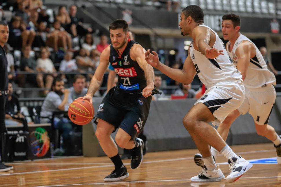 Sesi Franca estreia com vitória no NBB, diante do Corinthians