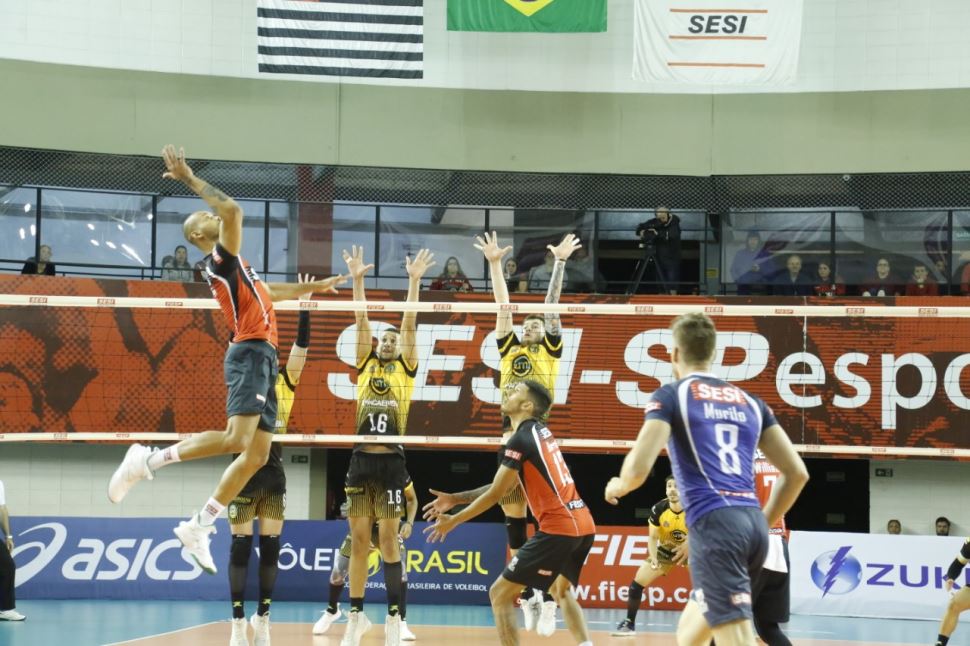 Sesi-SP vence Itapetininga no encerramento da quarta rodada da Superliga masculina