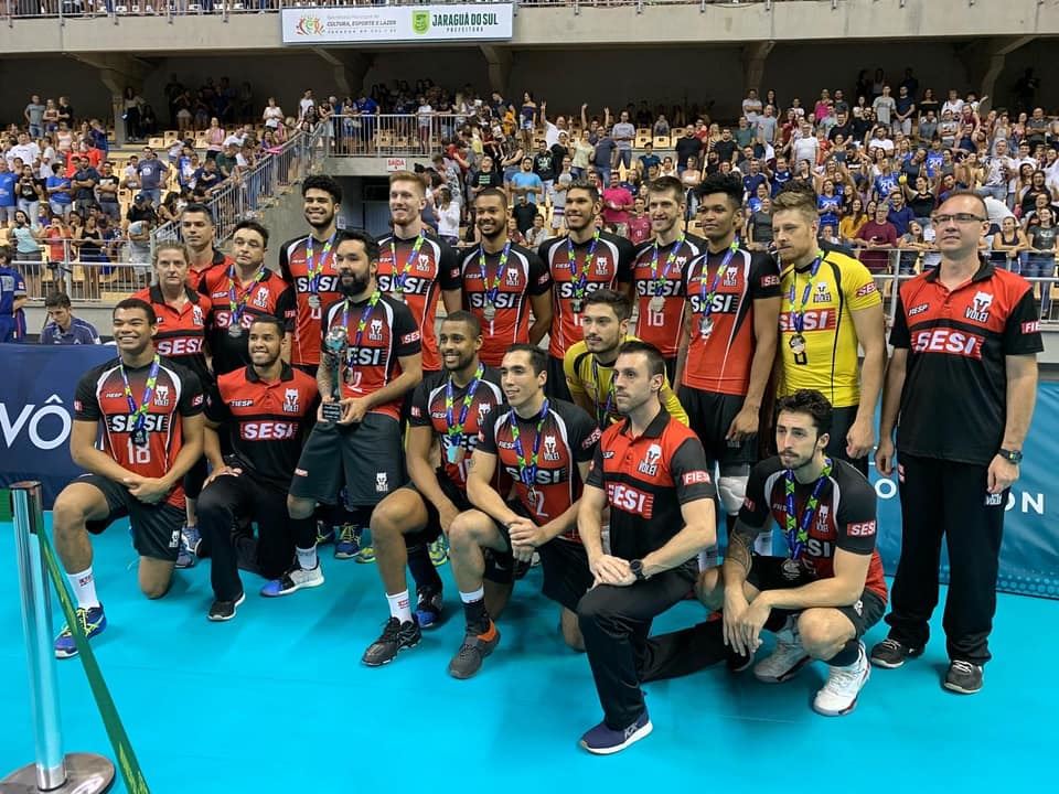 Sesi-SP equilibra o jogo durante boa parte do tempo, mas fica com o vice na Copa Brasil