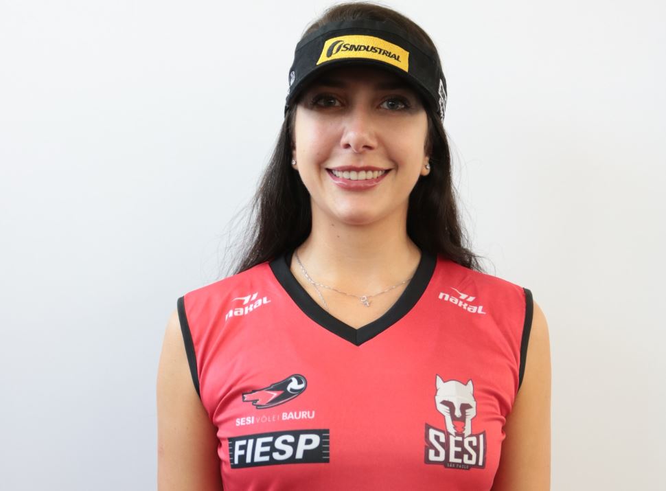 Carol Leite reforça o Sesi Vôlei Bauru 
