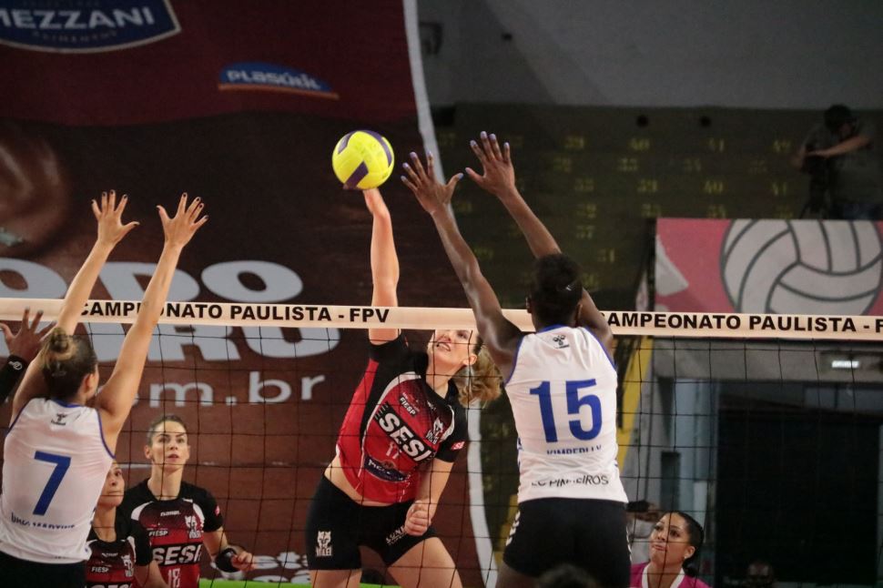 Sesi Vôlei Bauru vence Pinheiros e vai à final do Paulista pela segunda vez 