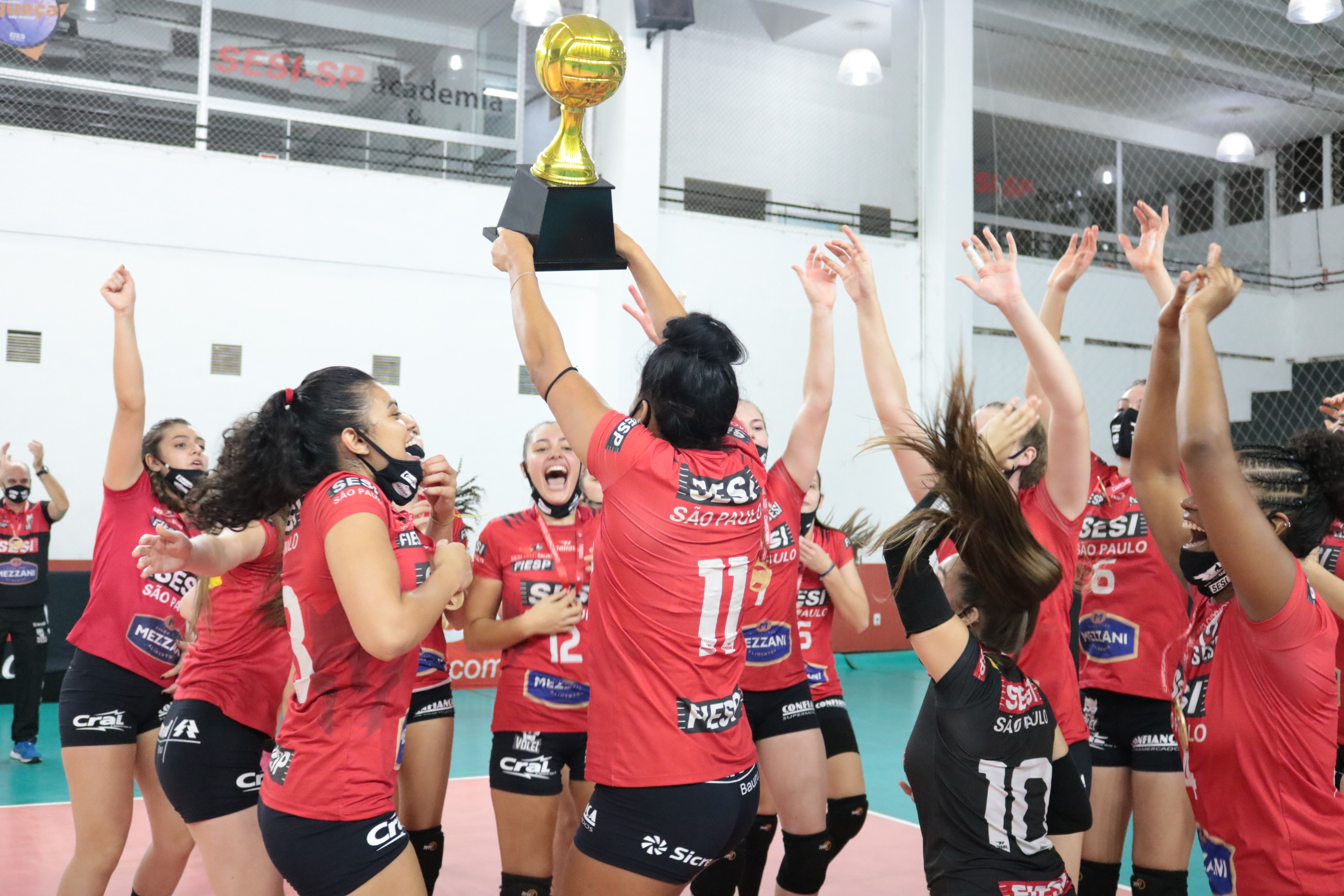 SESI - Bauru - Sesi Vôlei Bauru visita Pinheiros na estreia da