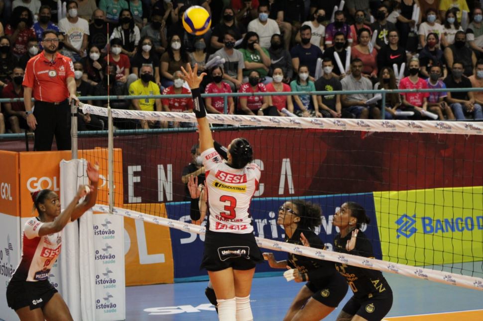 Sesi Vôlei Bauru é superado pelo Osasco São Cristóvão Saúde na Superliga Banco do Brasil 2021-2022 