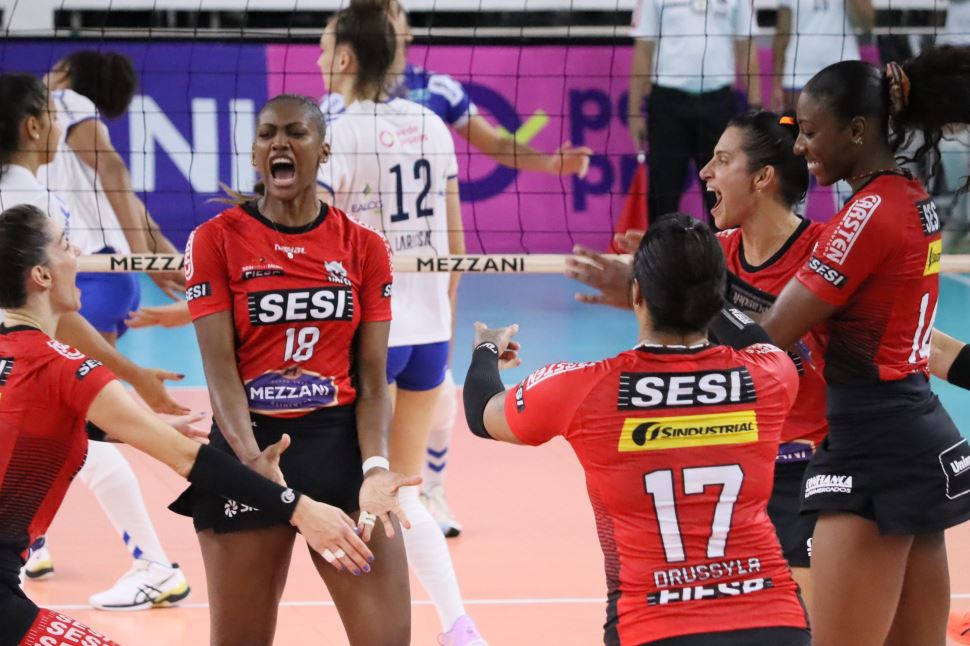 Sesi Vôlei Bauru vence Barueri na Superliga Banco do Brasil 2021-2022 