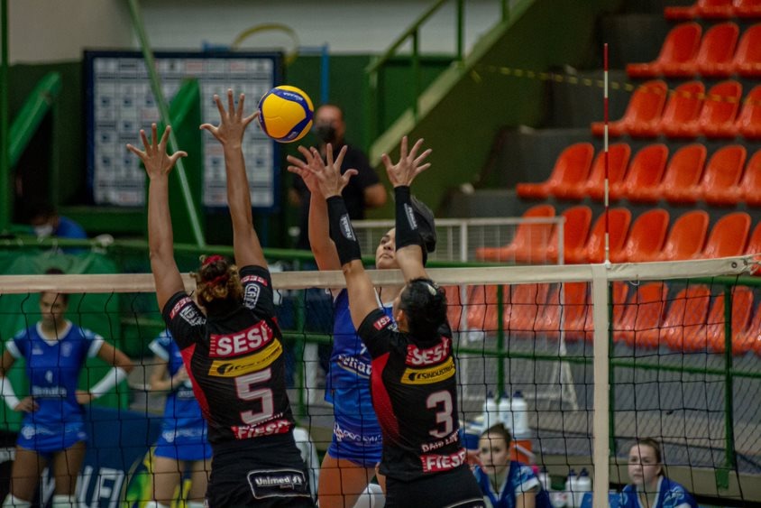 SESI - Bauru - Sesi Vôlei Bauru vence Pinheiros na Superliga 2021-2022