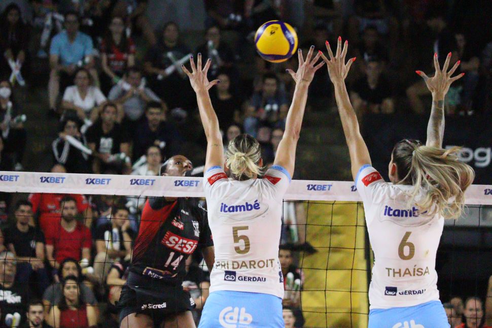 Sesi Vôlei Bauru é superado pelo Itambé/Minas e se despede da Superliga 1XBET 21-22 