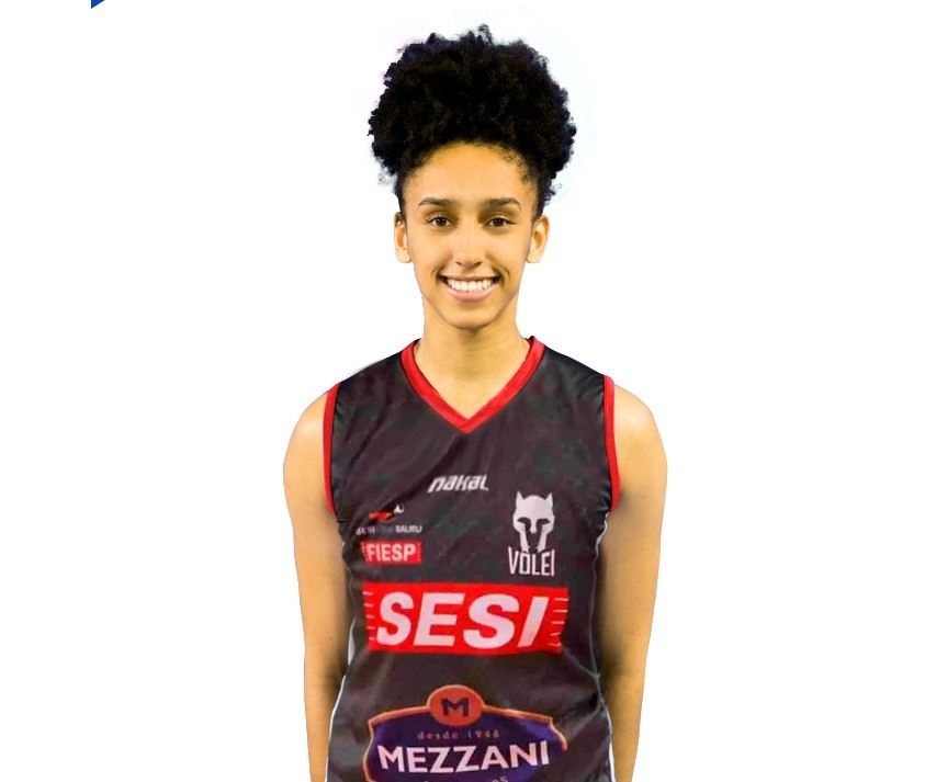Central da seleção brasileira, Lorena reforça o Sesi Vôlei Bauru 