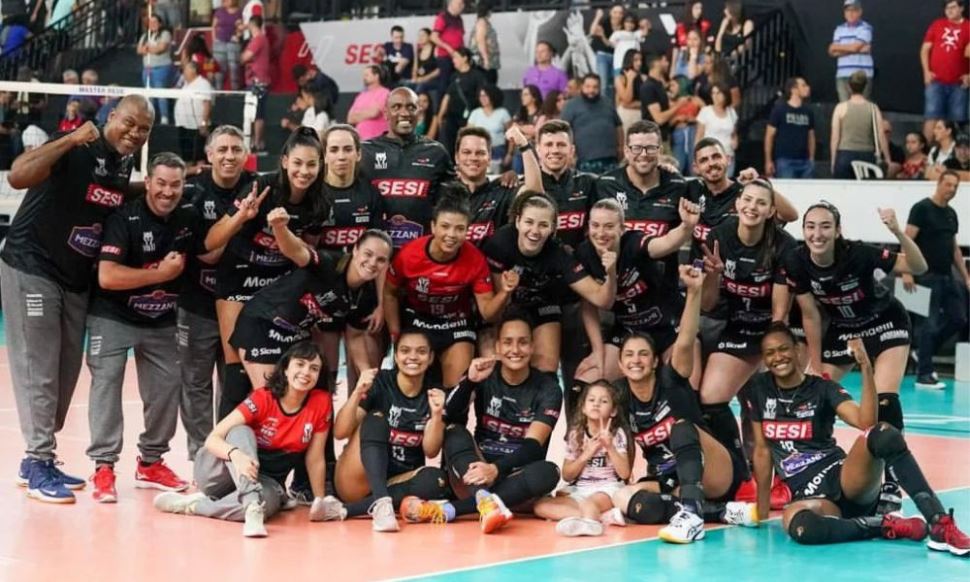 Sesi Vôlei Bauru vence Pinheiros e conquista bicampeonato paulista invicto