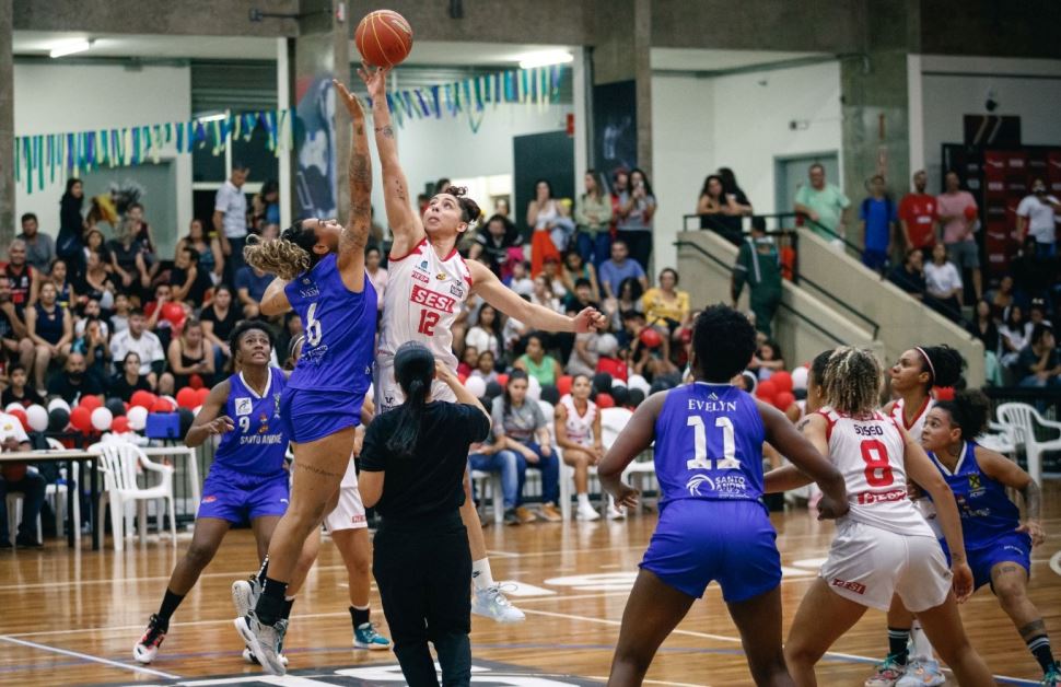 Meninas do Sesi Araraquara Basquete estreiam nessa quarta-feira (8) na LBF 2023