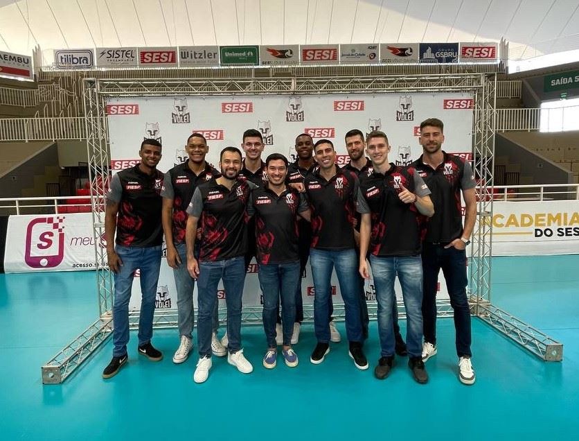 Vôlei masculino do Sesi-SP se apresenta para temporada 2023-2024 