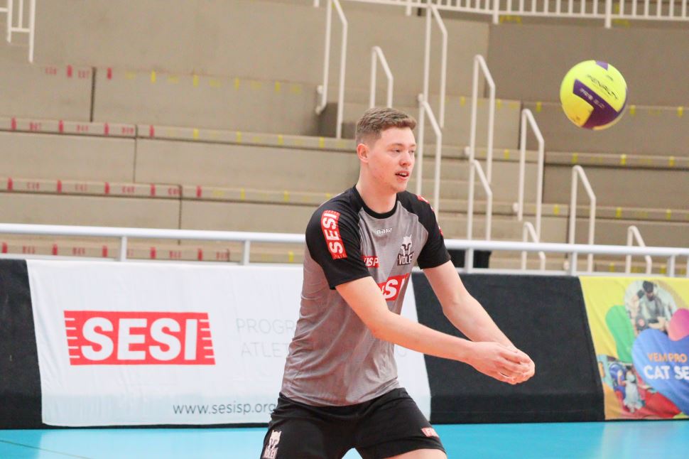 Sesi-SP e Sesi Vôlei Bauru duelam pelo Paulista nesta sexta-feira