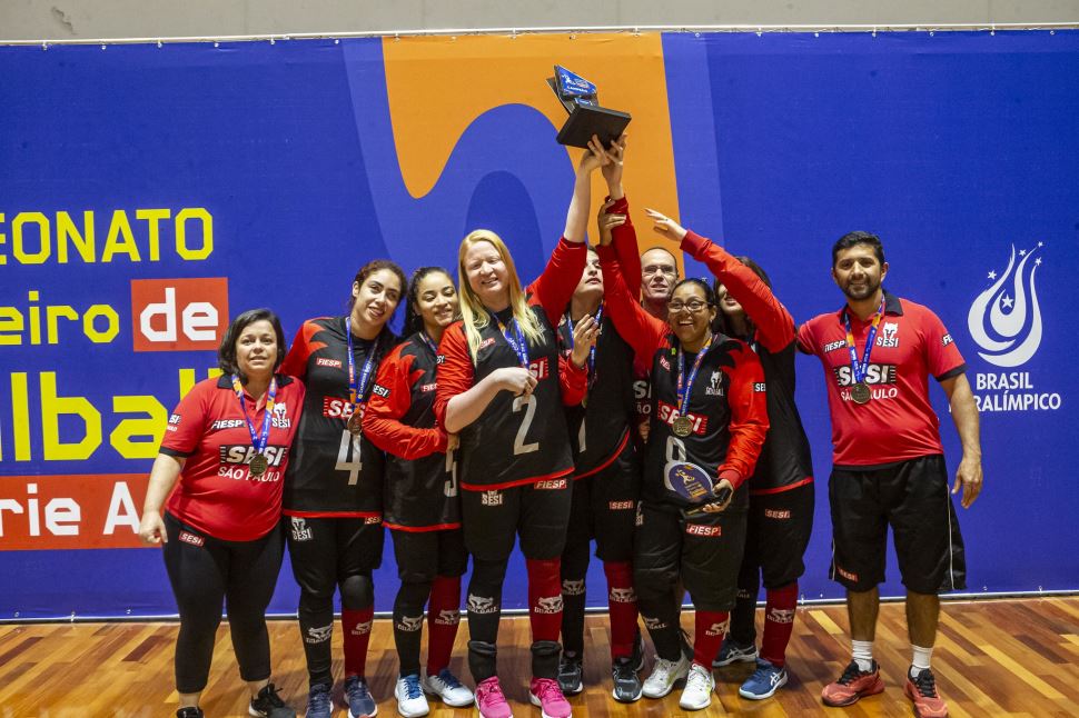 Sesi-SP dá show em quadra e faz dobradinha bicampeã no Brasileiro de Goalball