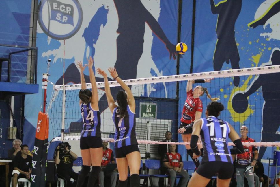No tie break, Sesi Vôlei Bauru perde para Pinheiros na estreia da Superliga Bet7k 2023/2024 