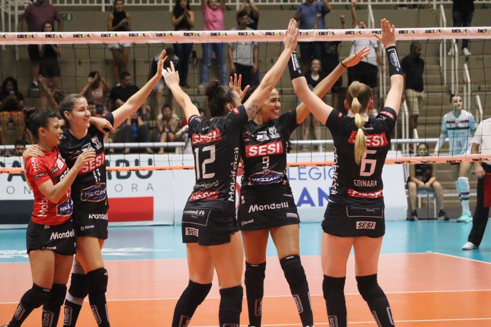 Sesi Vôlei Bauru supera Fluminense em jogo equilibrado da Superliga Bet7k 2023/24