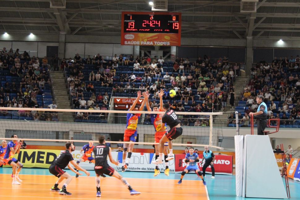 Sesi Vôlei recebe Farma Conde São José pela Superliga Bet7k 2023/2024