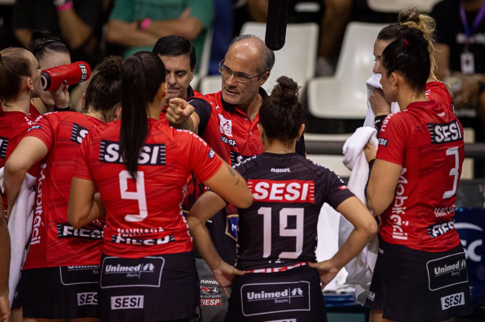 Sesi Vôlei Bauru perde para o Flamengo na Superliga Bet7k 2023/2024 