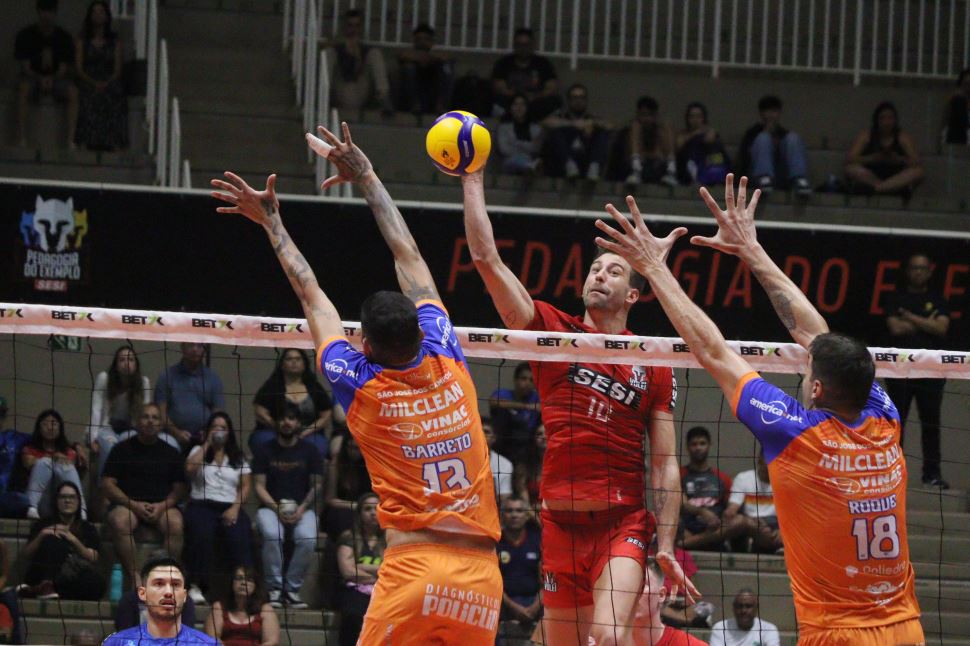 Sesi Vôlei perde para Farma Conde São José pela Superliga Bet7k 2023/2024