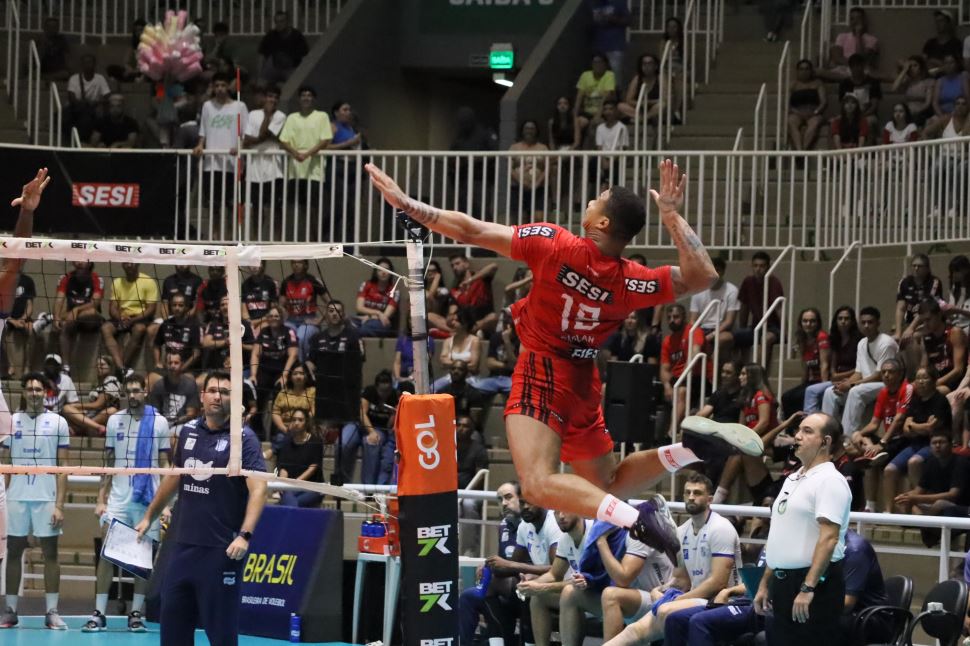 Sesi Vôlei supera Itambé Minas em casa pela Superliga Bet7k 2023/2024